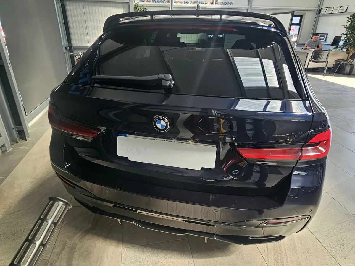 211 -BMW 530 E SERIES M-SPORT 2.0 PETROL 292 BHP - Image 6