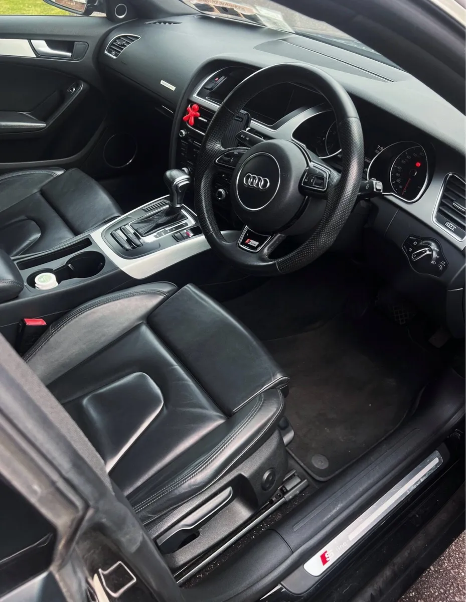 Audi A5 2.0 TDI quattro S-tronic - Image 6