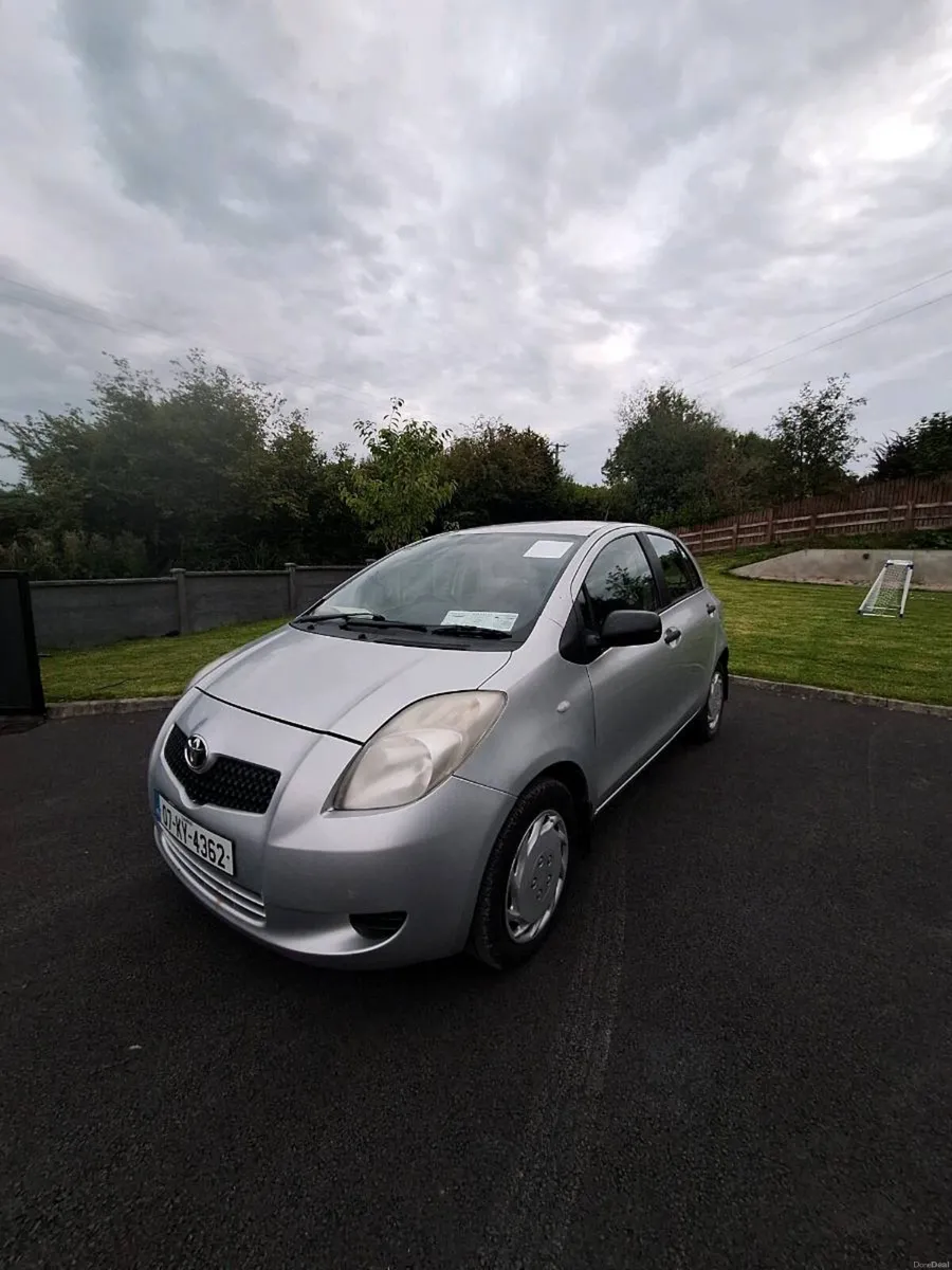 Toyota yaris - Image 2