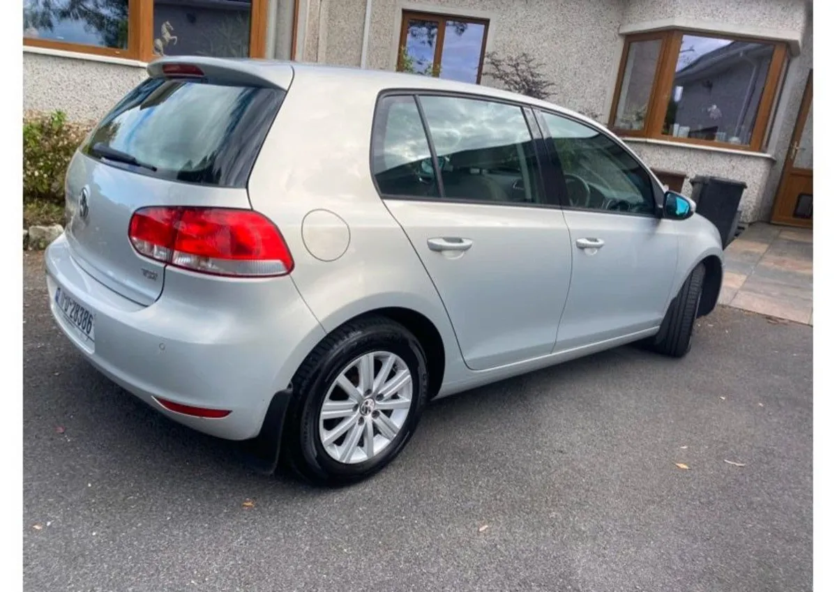 Volkswagen Golf 2011 - Image 4