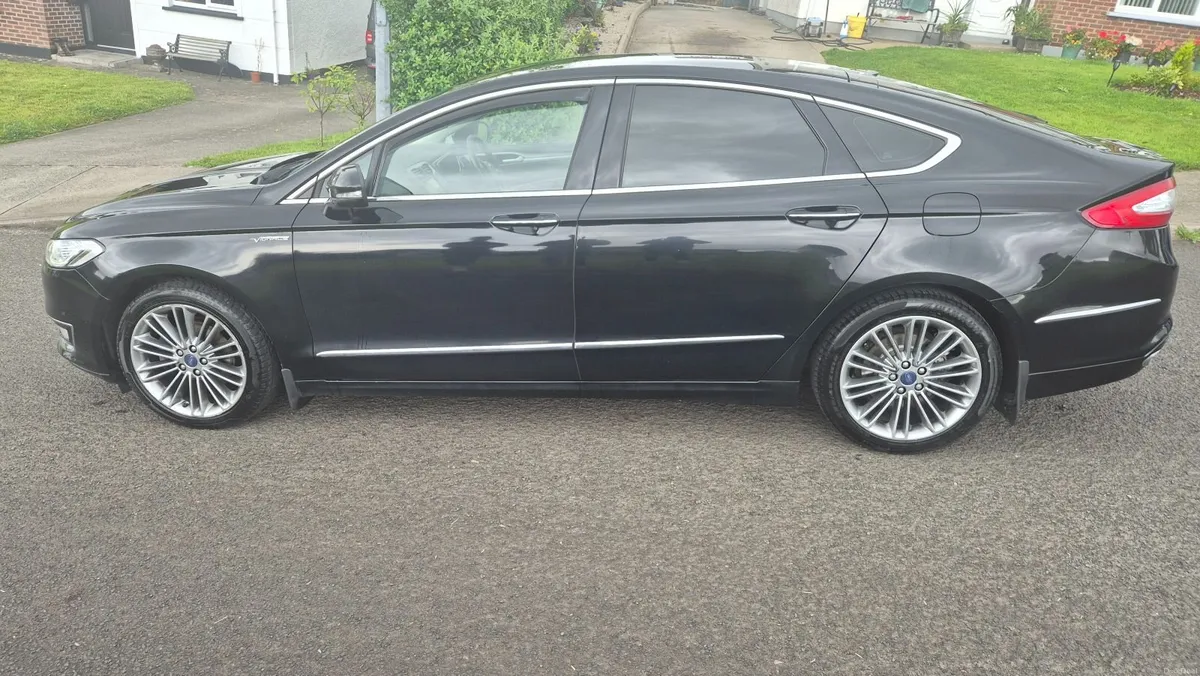 Ford Mondeo Vignale 2017 - Image 4