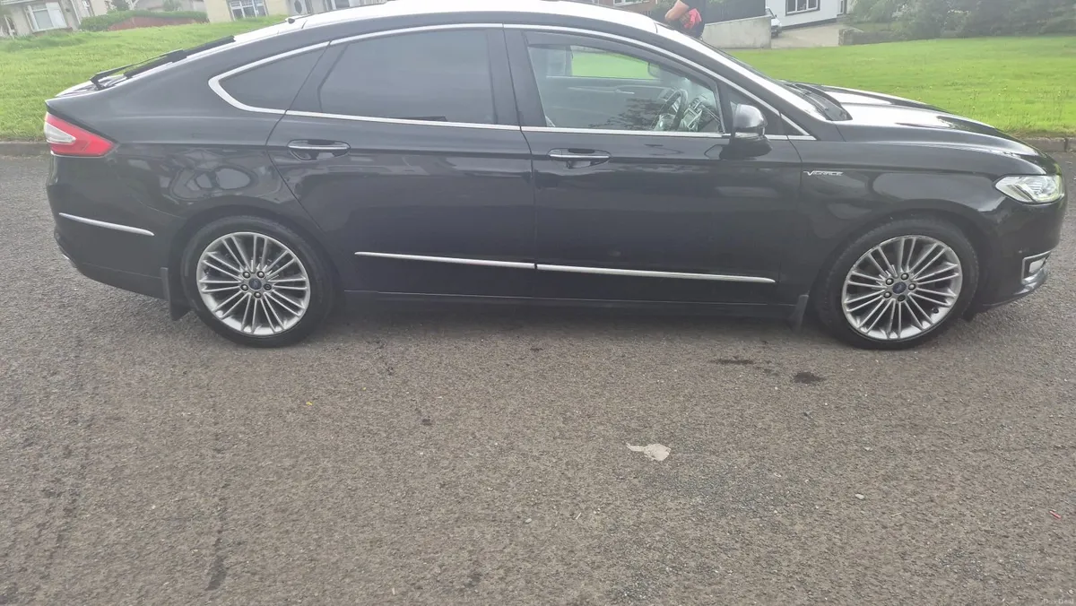 Ford Mondeo Vignale 2017 - Image 1