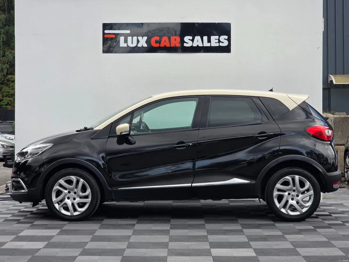 2017 Renault Captur 1.5 DCI INTENSE // SAT NAV - Image 3