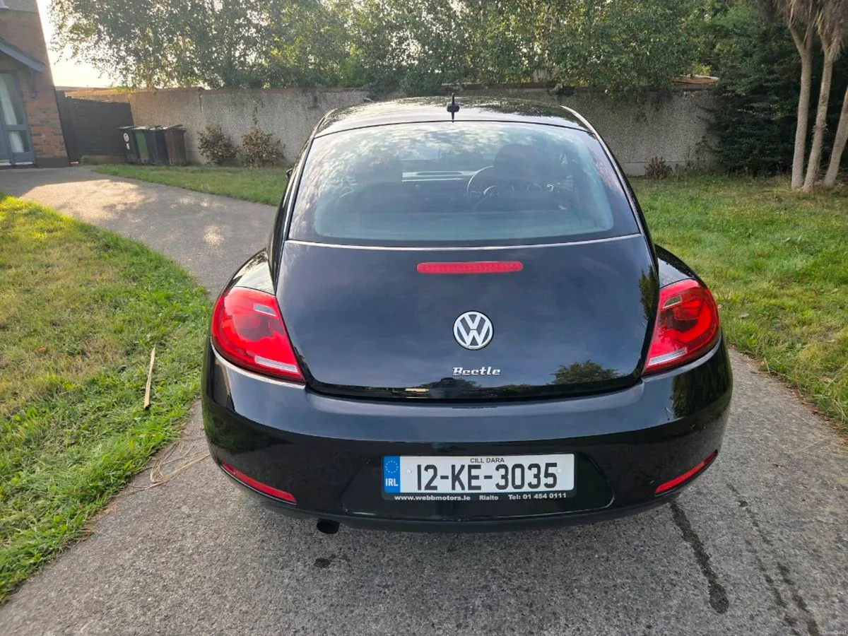 VW BEETLE AUTOMATIC - Image 5