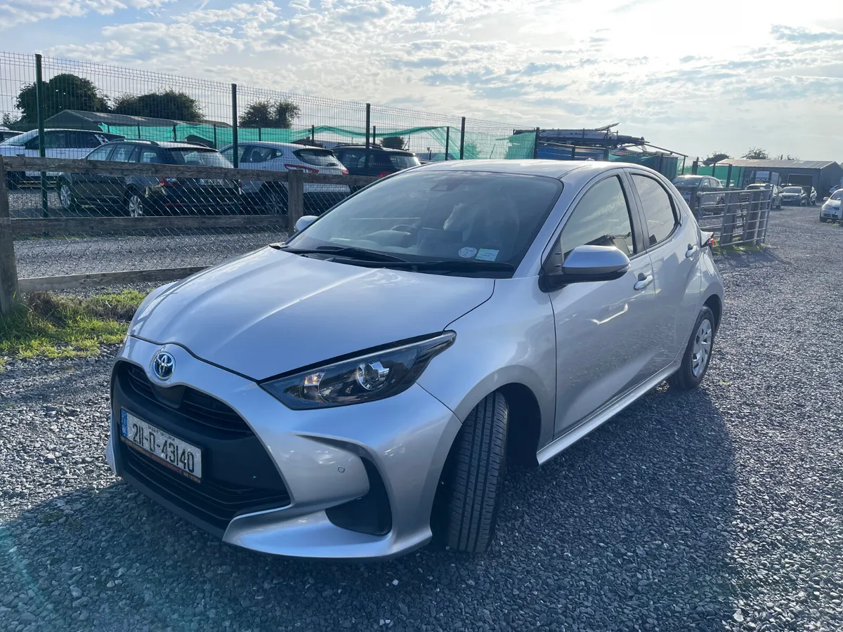Toyota Yaris 2021 Automatic 1.5 Petrol Hybrid - Image 5