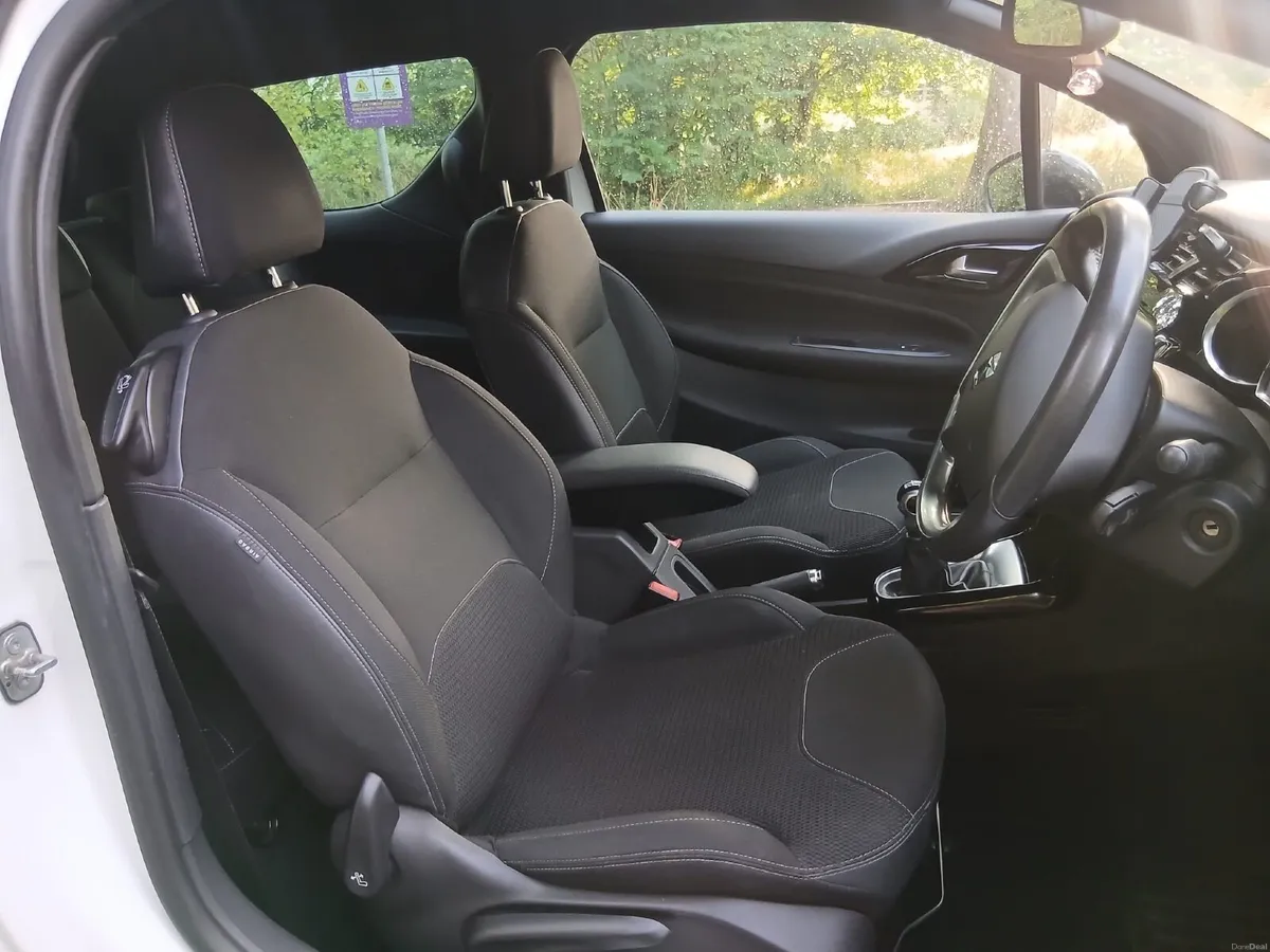 Citroen DS 3 2014 - Image 2