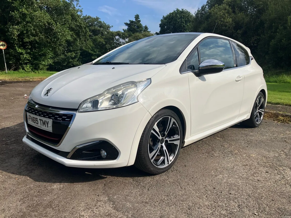 Peugeot 208 gti - Image 1