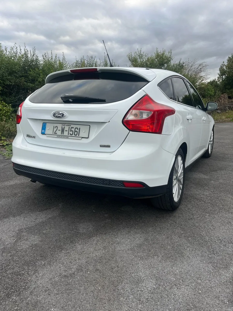 Ford Focus 1.6 - Image 5