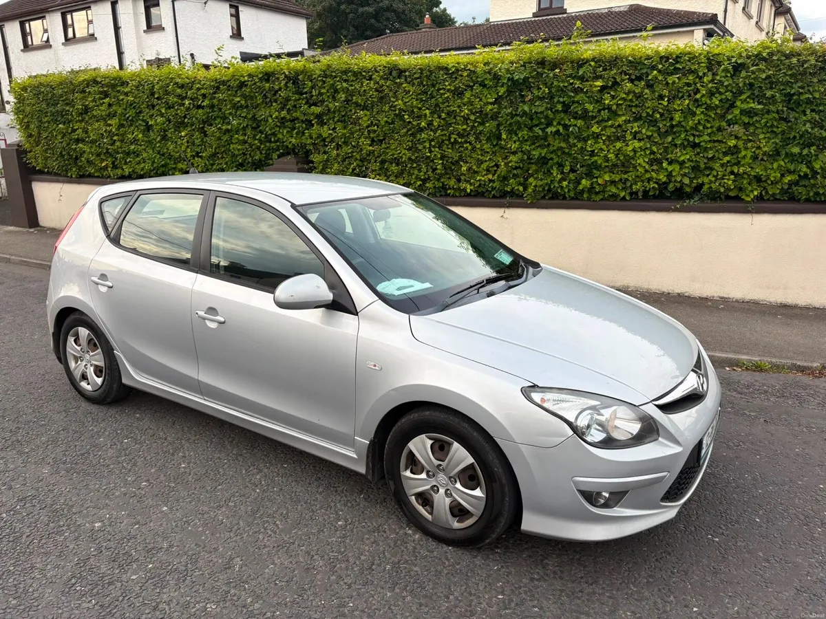 2012 Hyundai 130 NCT 02/2027 - Image 1