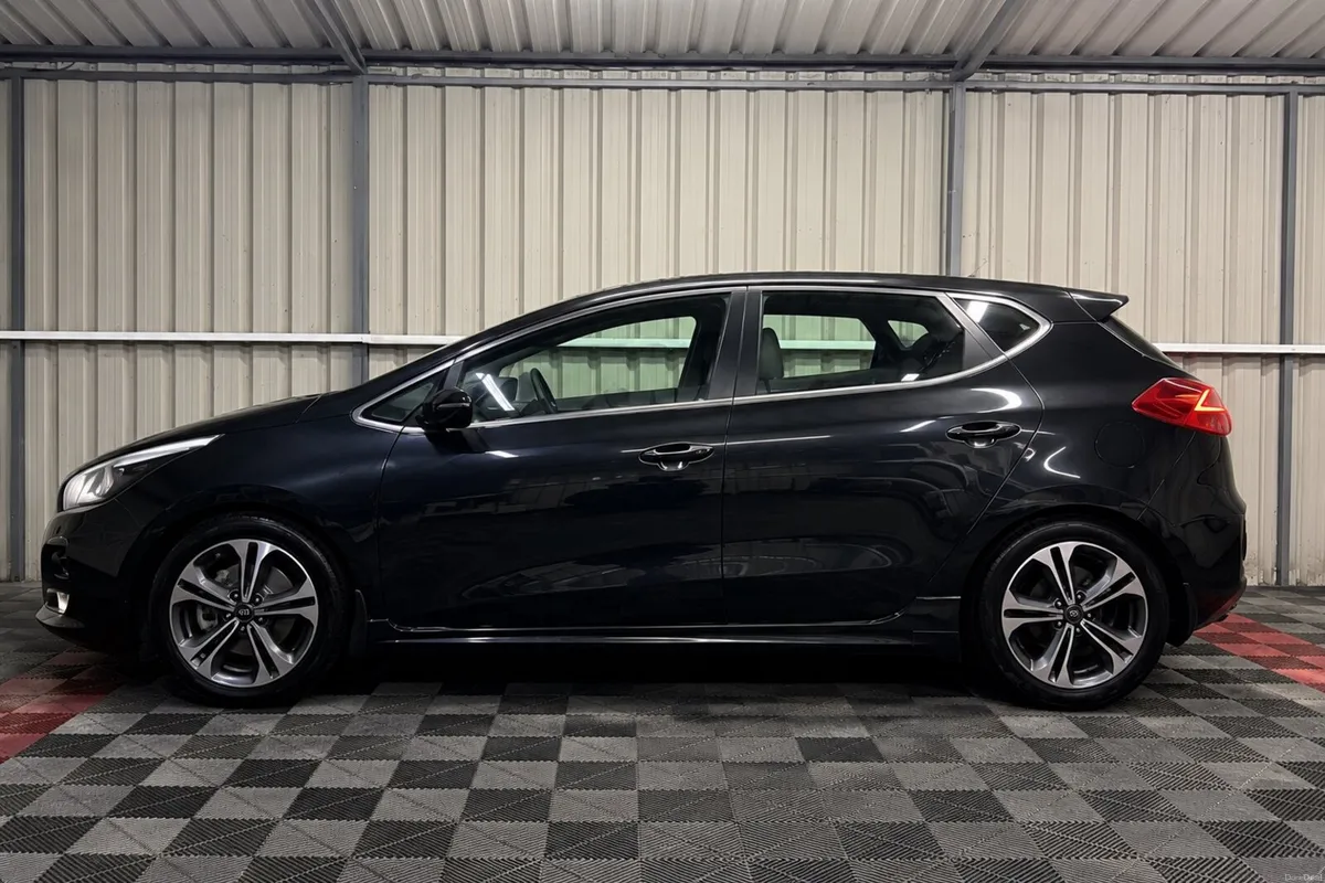 Kia Ceed Gt - Image 3