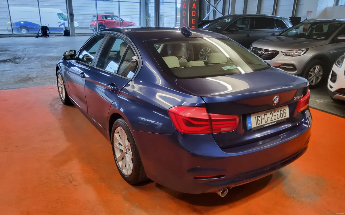 BMW 3-Series 2016 - Image 5
