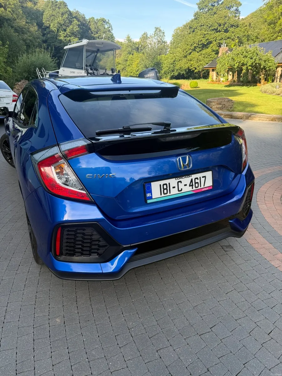 Honda Civic 2018 - Image 5