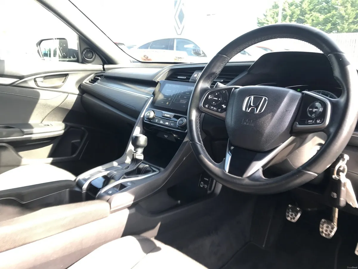 Honda Civic 2018 - Image 6