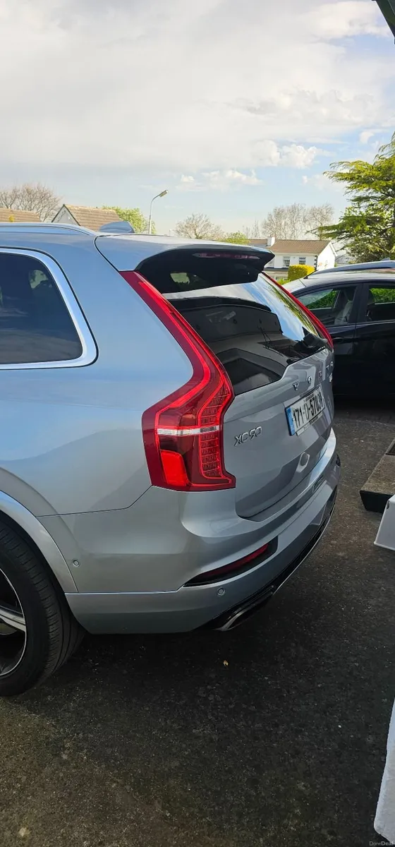 Volvo XC90 T8 R Design PHEV 2017 - Image 6