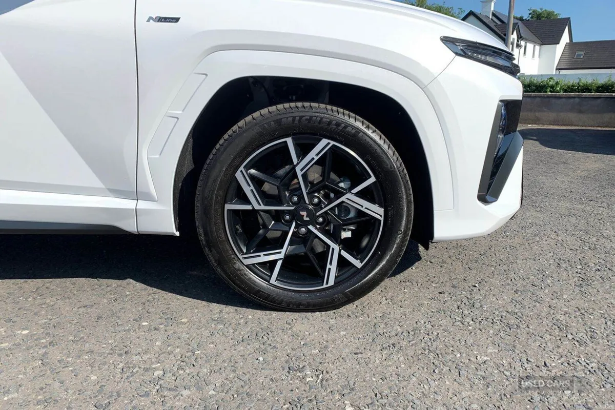 Hyundai Tucson 1.6T FHEV 239PS N Line Edition in W - Image 6