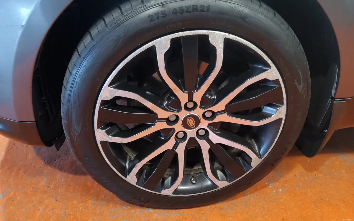 Land Rover Range Rover Sport 2019 - Image 4