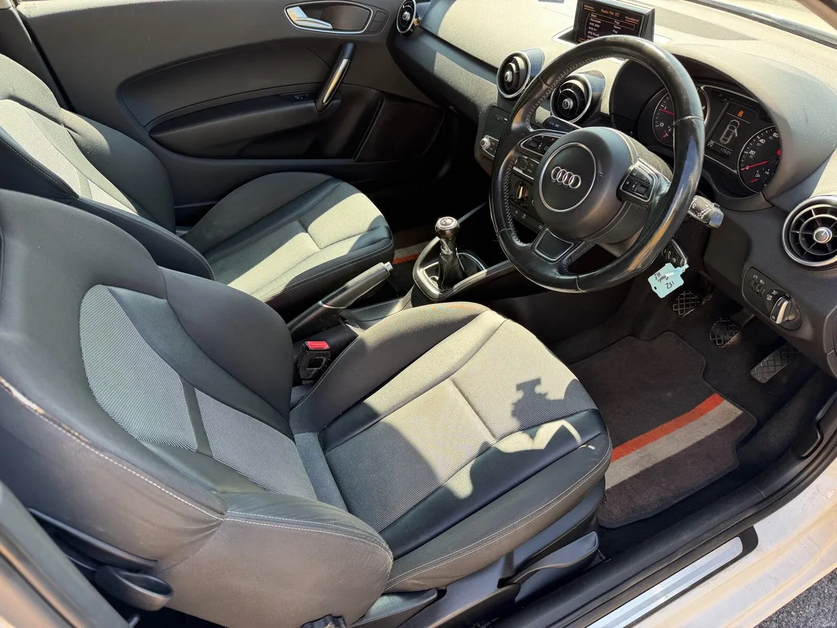 152 AUDI A1 TDI SE 3DR - Image 5