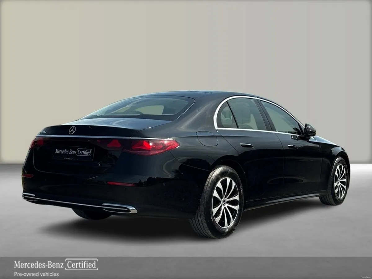 Mercedes-Benz E-Class E220d Avantgarde Plus - Image 4