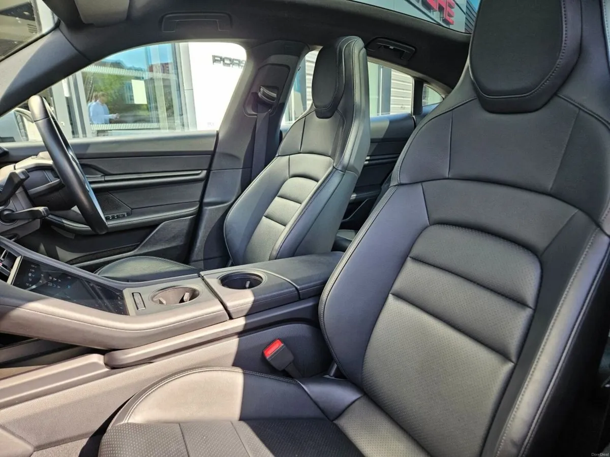 Porsche Taycan 4S - Image 5