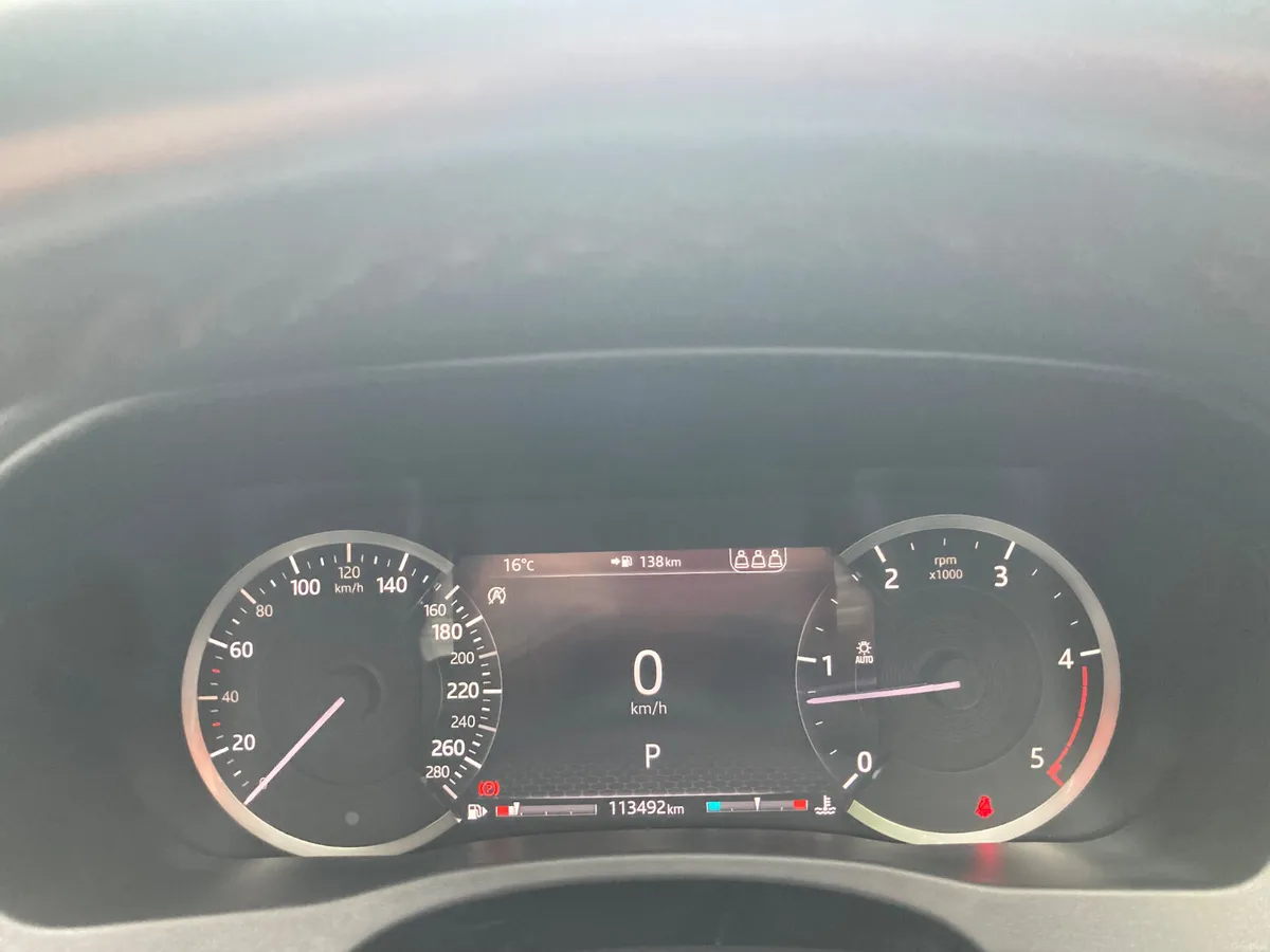 2020  Jaguar XE 2.0 Diesel Checkered Flag Auto - Image 5