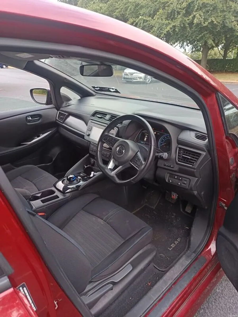 2019 Nissan Leaf - Image 6