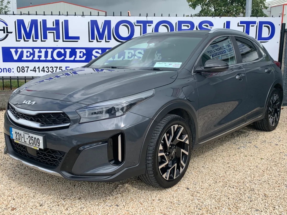 Kia XCeed 2023 Auto Hybrid  Immaculate - Image 1