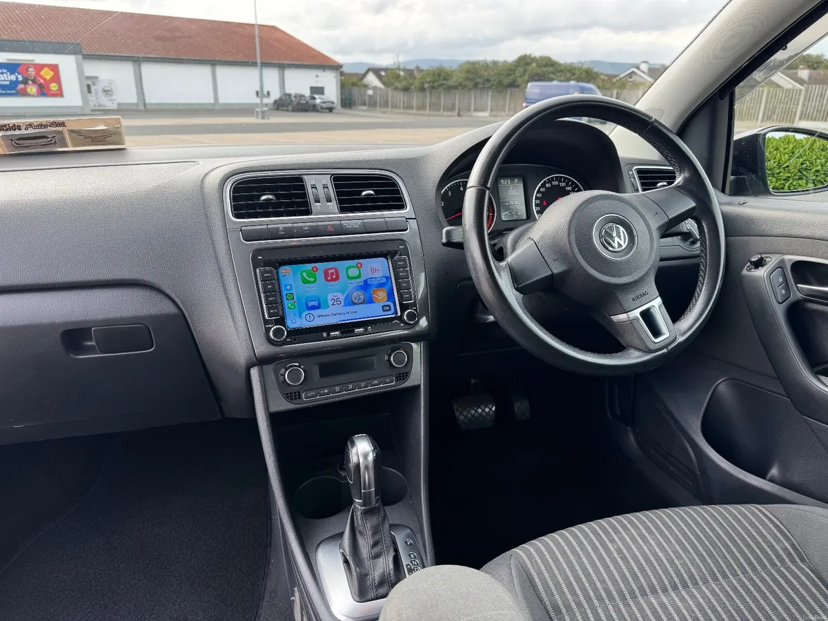 Volkswagen Polo 2013 - Image 2
