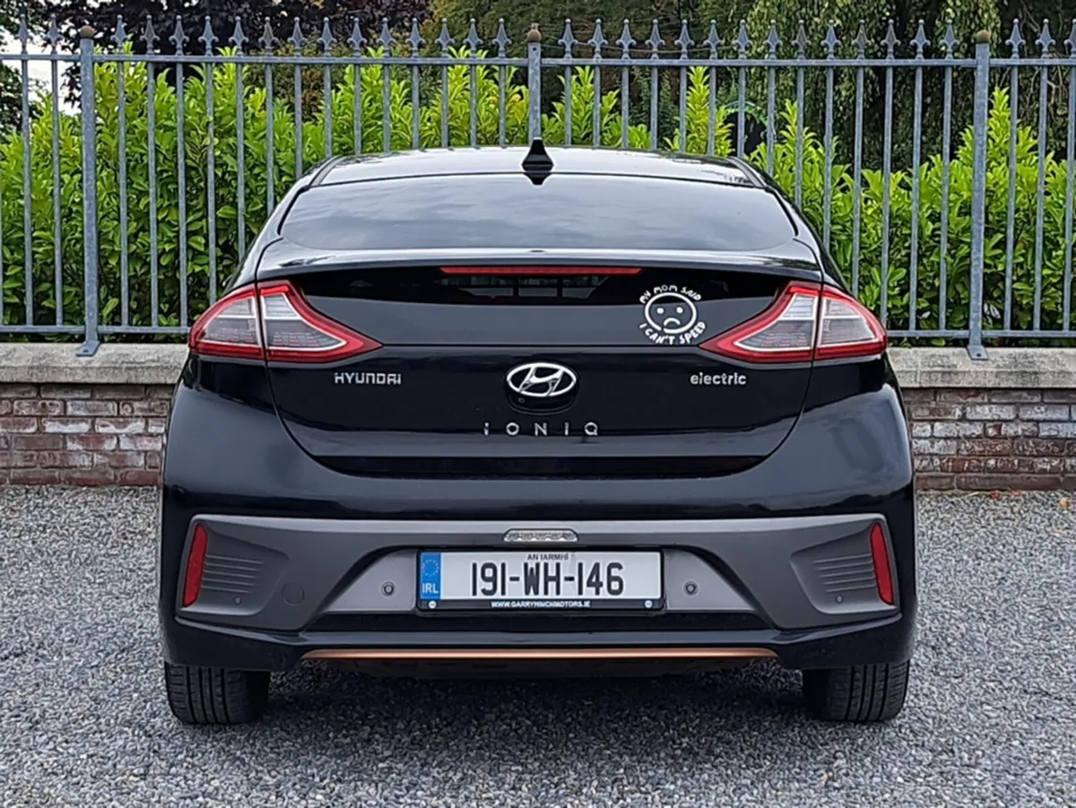 Hyundai IONIQ Electric Premium 38 k/wh battery. - Image 6