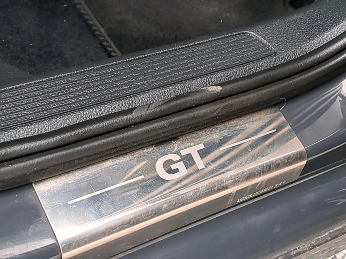 Volkswagen Golf GT Model 2.0 Diesel 150 Bhp with F - Image 4