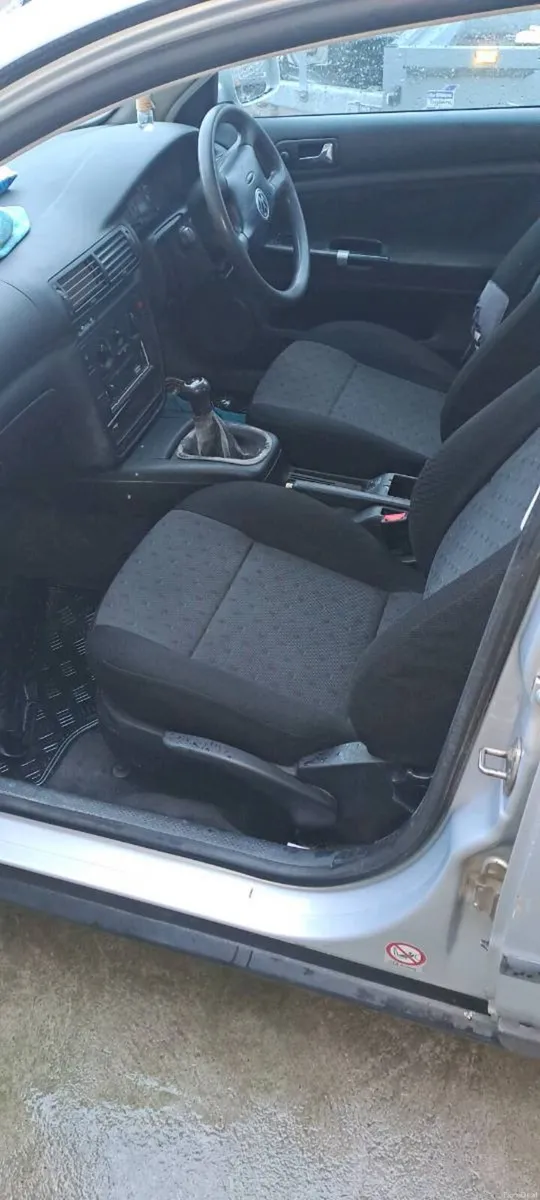 Car - Image 1