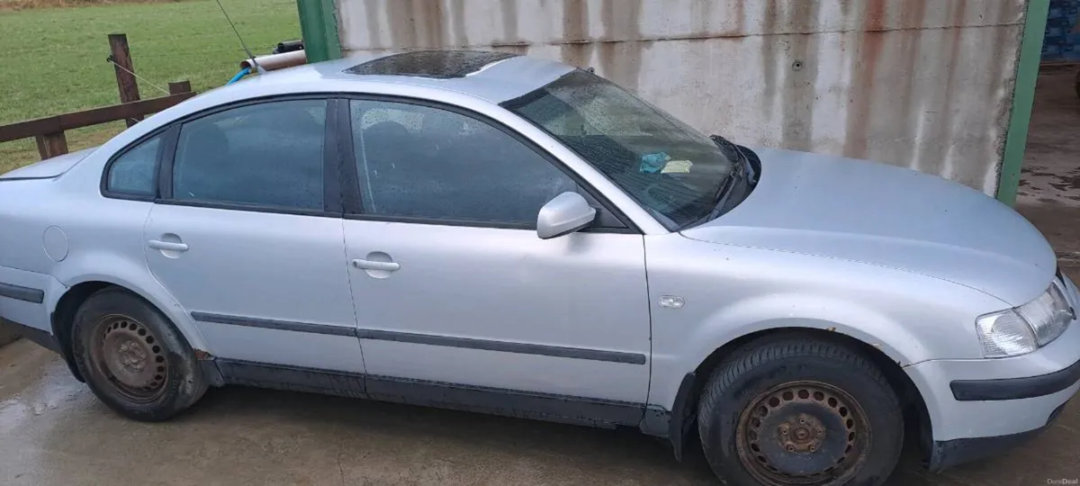 Car - Image 6