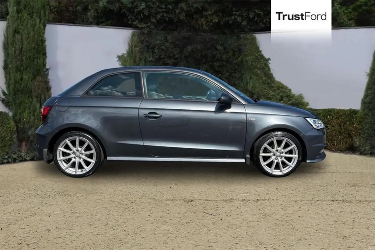 Audi A1 1.0 TFSI S Line Nav 3dr - Image 3