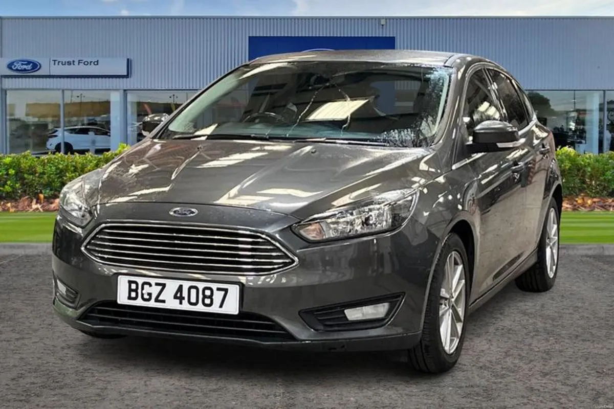 Other Other 1.0 EcoBoost Zetec 5dr - Image 5