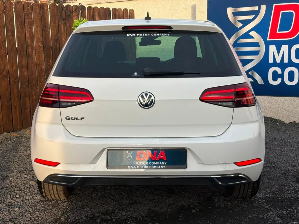 Volkswagen Golf HIGHLINE - AUTO - 62KMS - Image 6