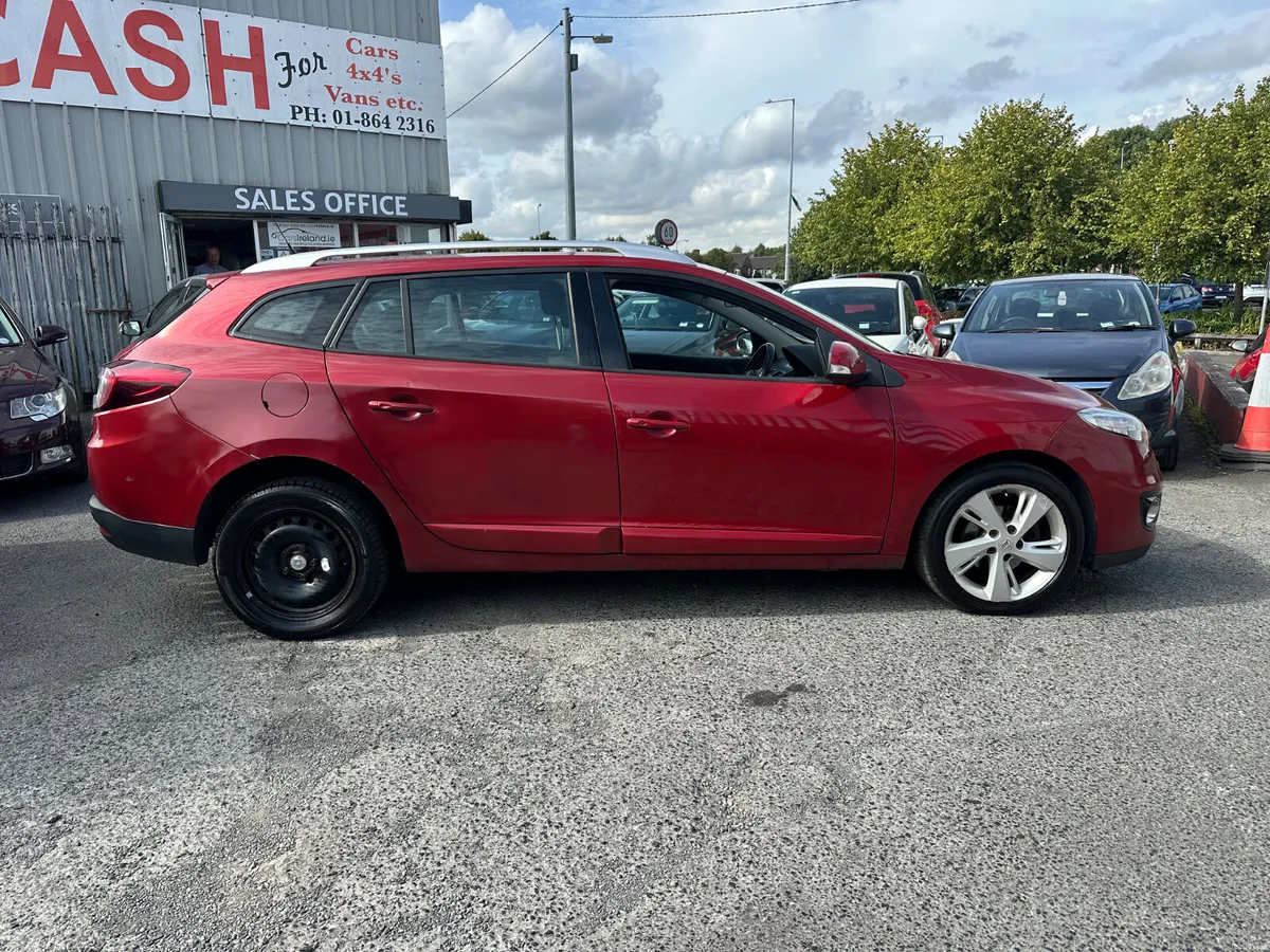Renault Megane Estate 1.5 Diesel TAX - Image 6