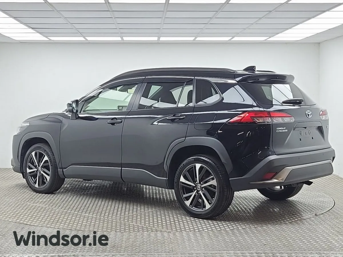 Toyota Corolla Cross **Top Spec Z Edition** - Image 2
