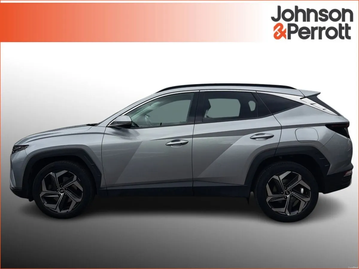 Hyundai Tucson 2WD Executive Plus HEV Auto - Image 6