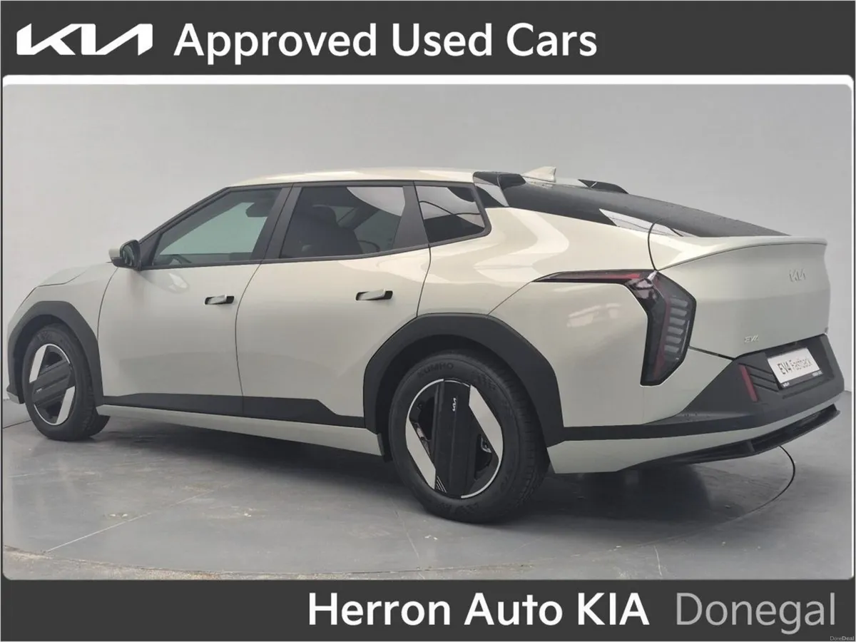 Kia EV4 EV4 Fastback Earth 2 81kw - Image 3