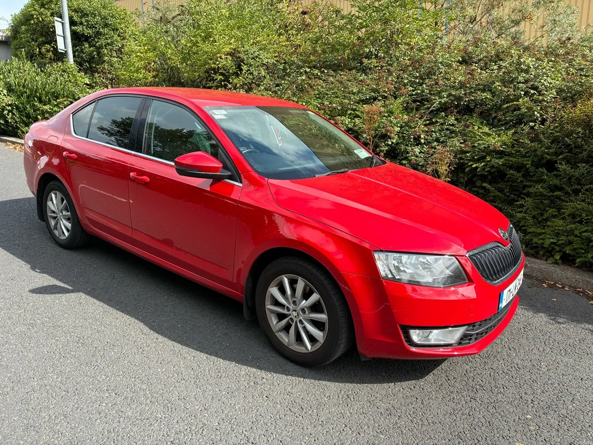 Skoda Octavia Ambition 1.0 TSI Full Service Histoy - Image 1