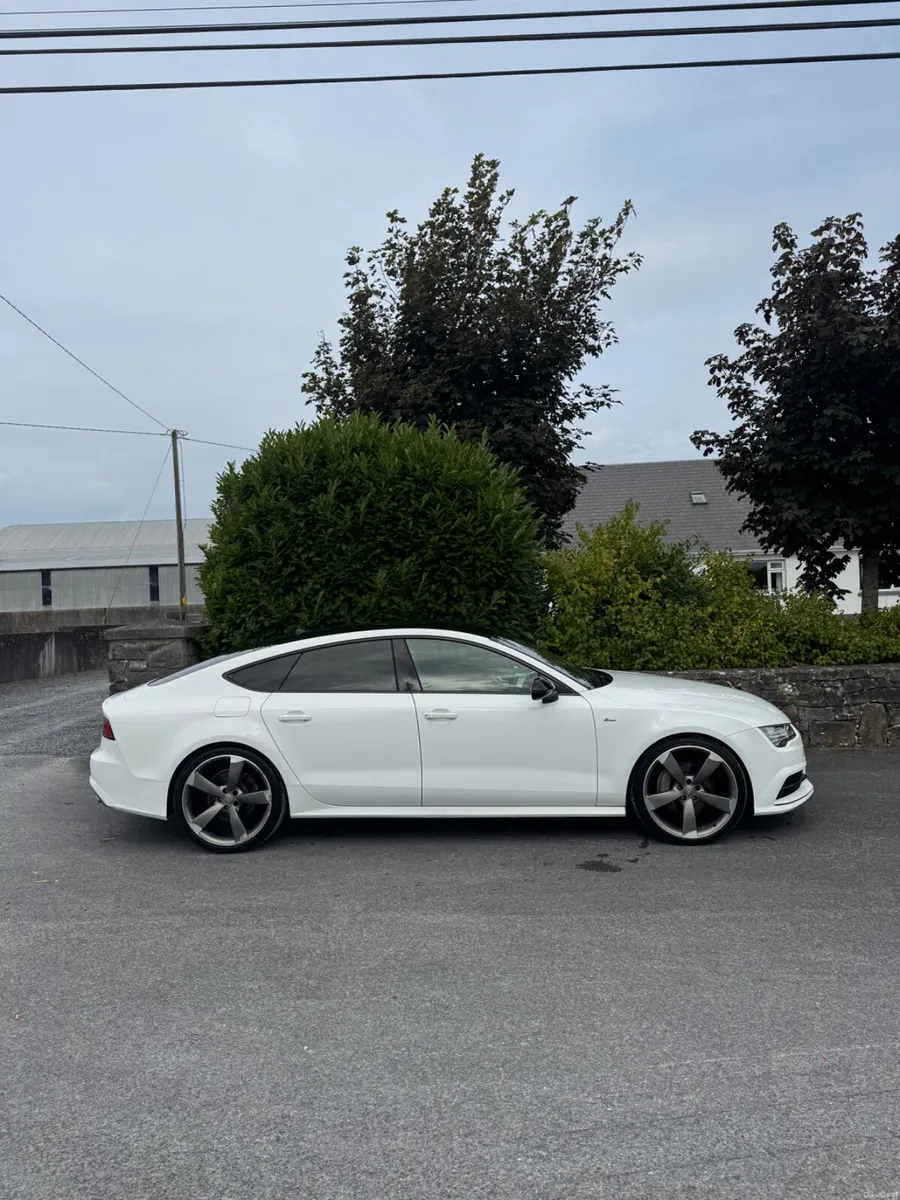 Audi A7 2016 - Image 2