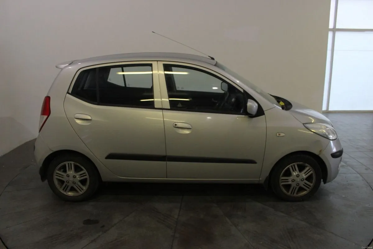 Hyundai i10 1.1-  TENDER 7 - Image 4