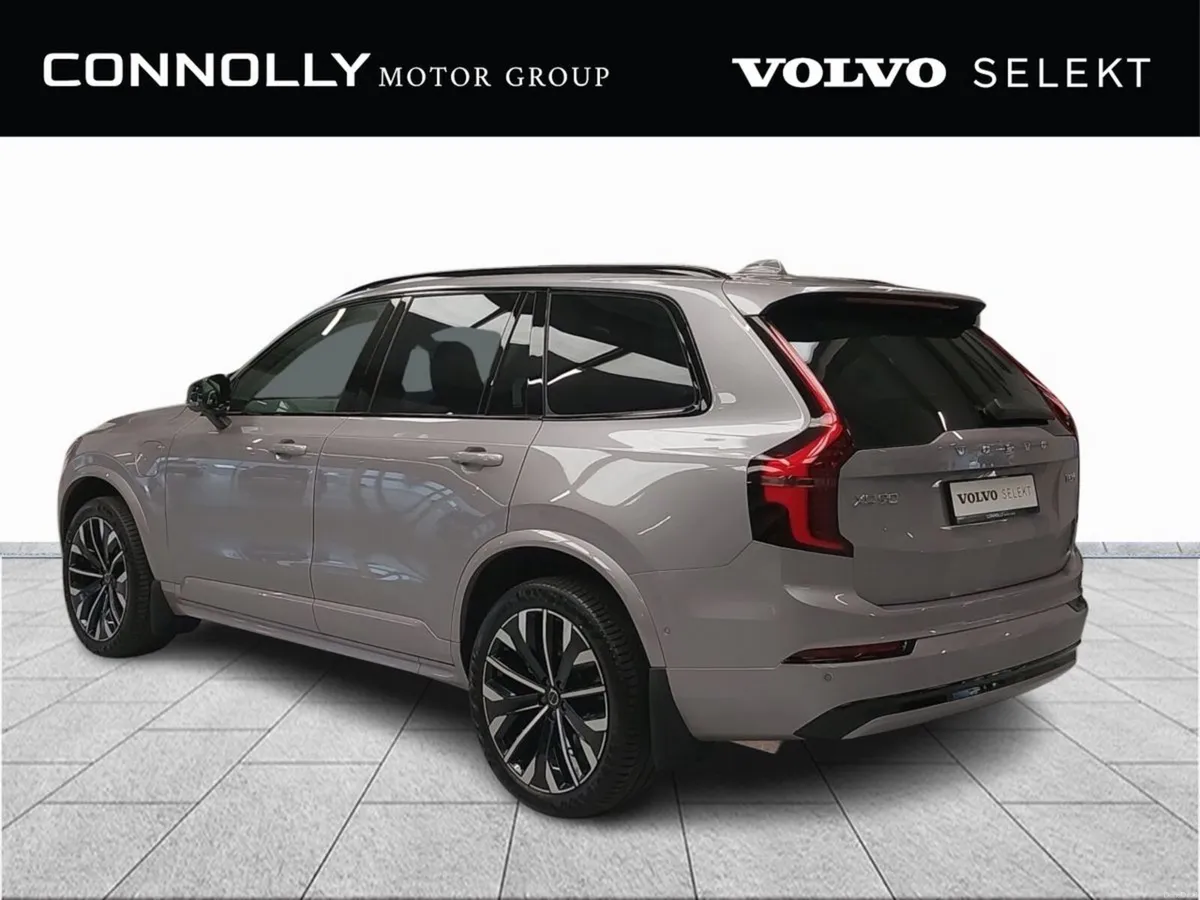 Volvo XC90 T8 PHEV AWD Ultra Dark - Image 2