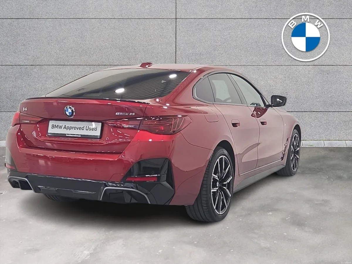 BMW i4 - Image 6
