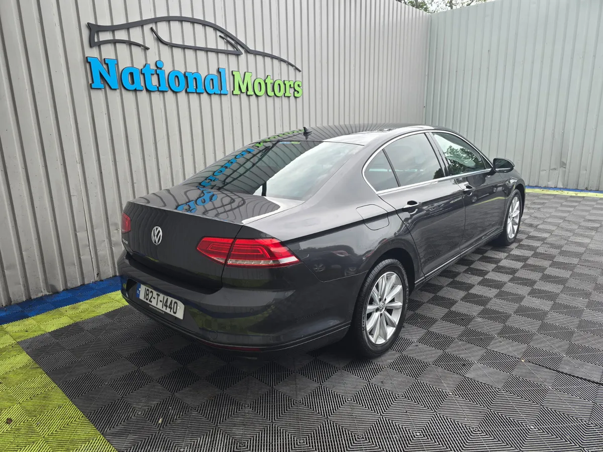 2018 Volkswagen Passat 2.0 TDI 18" wheels Highline - Image 3