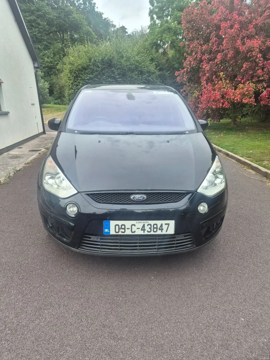 2009 Ford S-Max Titanium 2.0 TDCi diesel for sale. - Image 2