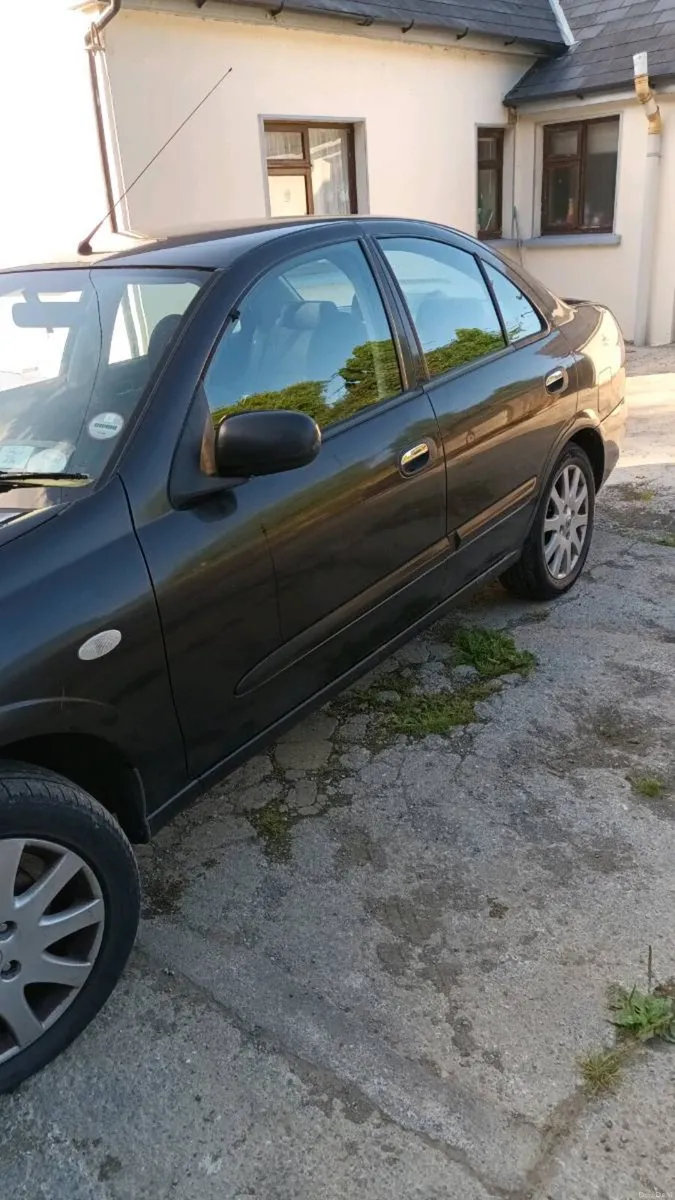 Nissan almera - Image 2