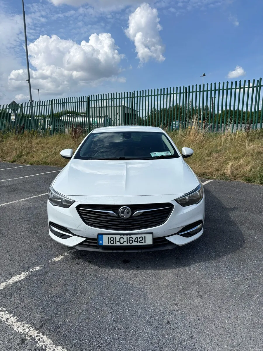 OPEL INSIGNIA 1.6 TD ECOTEC SRI - Image 2