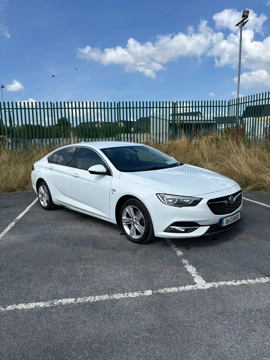 OPEL INSIGNIA 1.6 TD ECOTEC SRI - Image 1