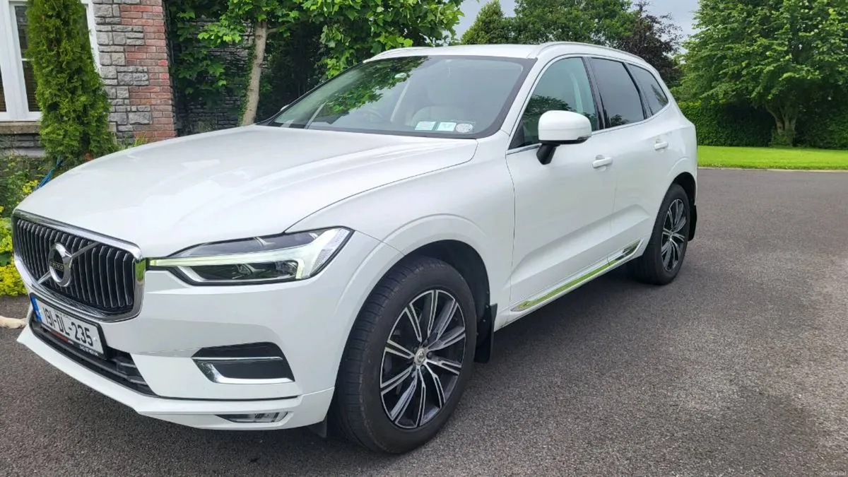 Volvo XC60 2.0 D4 4WD Inscription - Image 4