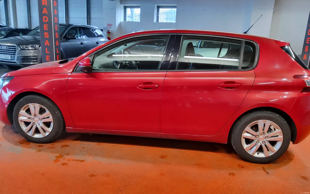 Peugeot 308 2016 - Image 6